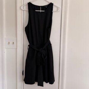 Banana Republic Black Belted Romper – Size Large – Chic One-Piece